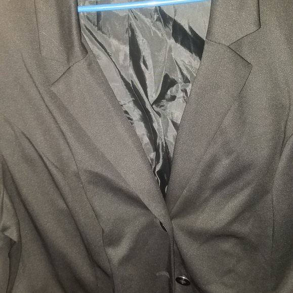 Avenue Blazer - Picture 1 of 1